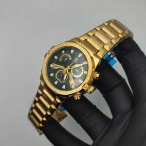 Business Casual Men's Chronograph Watch (Gold Black)